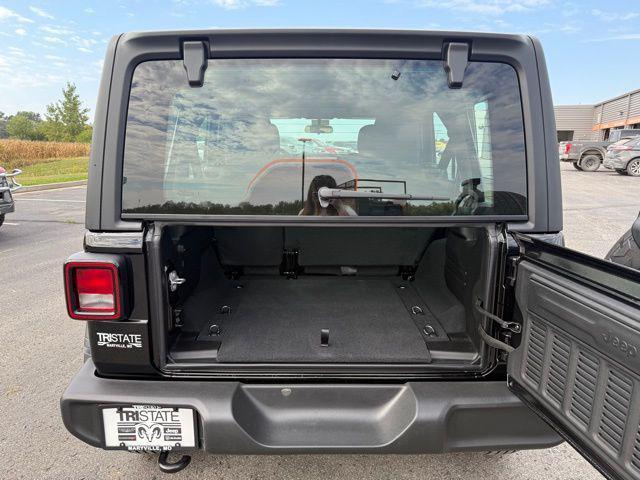 new 2025 Jeep Wrangler car, priced at $40,981
