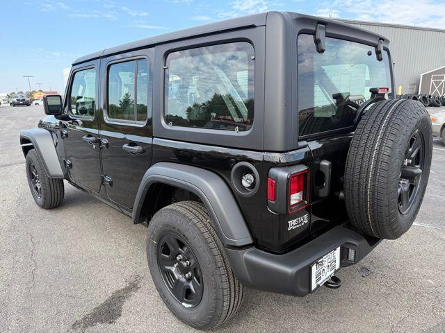 new 2025 Jeep Wrangler car, priced at $40,981
