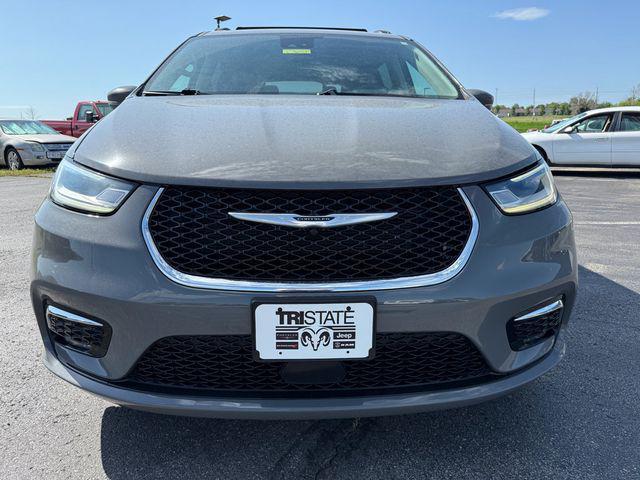 used 2022 Chrysler Pacifica car, priced at $23,100