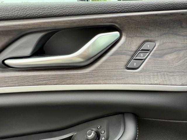 new 2025 Jeep Grand Cherokee L car, priced at $51,917