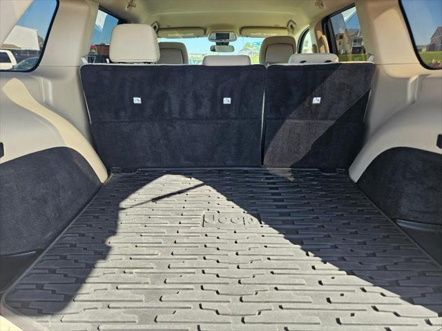 used 2021 Jeep Grand Cherokee car, priced at $23,900