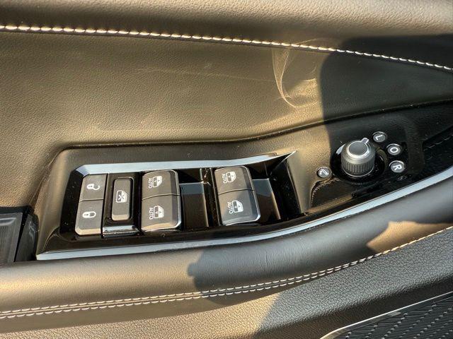 used 2023 Jeep Grand Cherokee L car, priced at $36,520