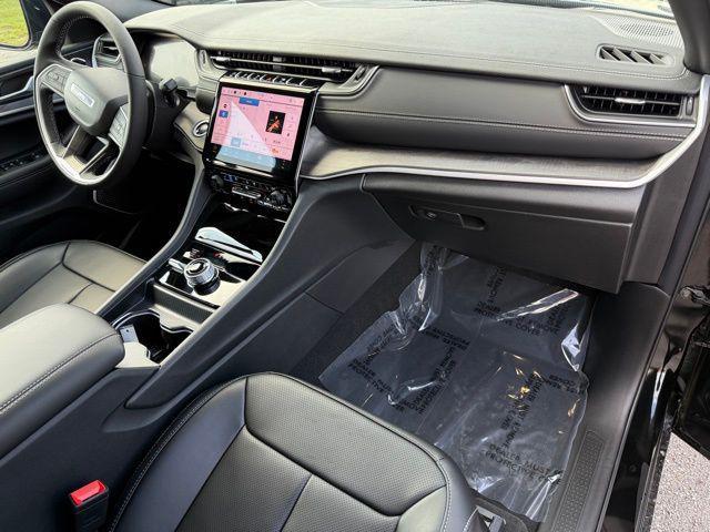 new 2025 Jeep Grand Cherokee L car, priced at $55,746