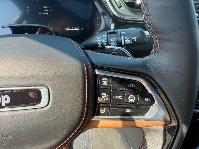 new 2025 Jeep Grand Cherokee car, priced at $69,966