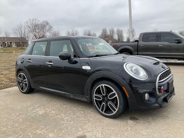 used 2015 MINI Hardtop car, priced at $9,800