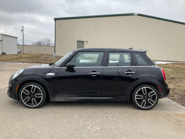 used 2015 MINI Hardtop car, priced at $9,800