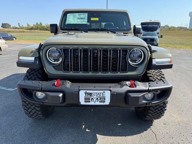new 2025 Jeep Gladiator car, priced at $56,104