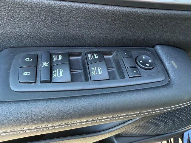 new 2026 Chrysler Pacifica car, priced at $46,419