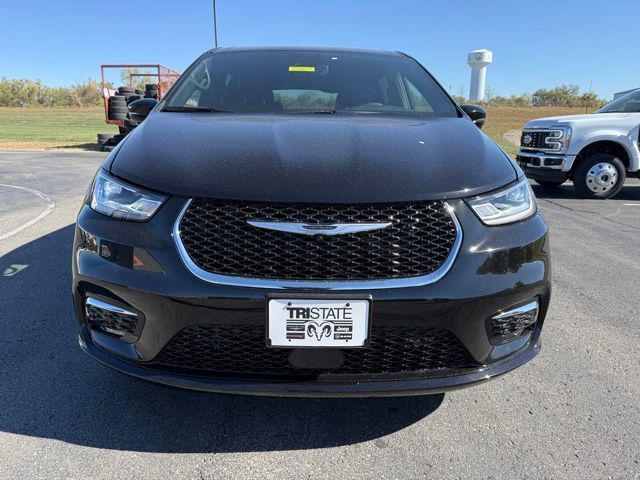 new 2026 Chrysler Pacifica car, priced at $46,419