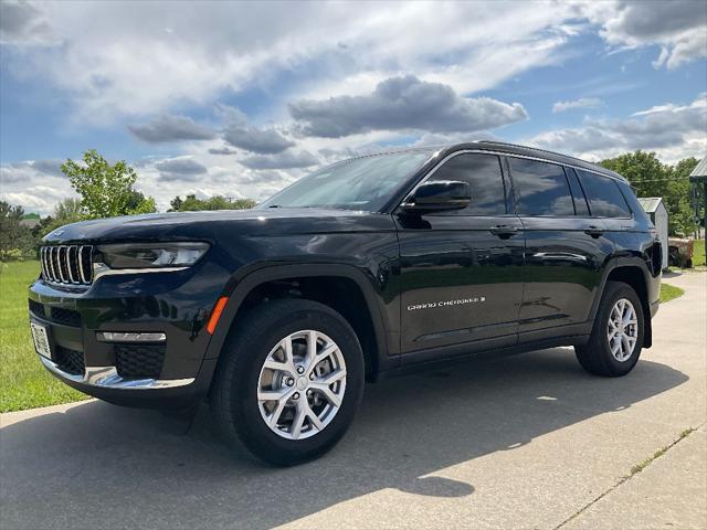 used 2022 Jeep Grand Cherokee L car, priced at $34,250