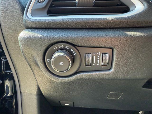 new 2026 Chrysler Pacifica car, priced at $48,068