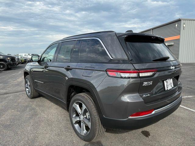 new 2025 Jeep Grand Cherokee car, priced at $52,884