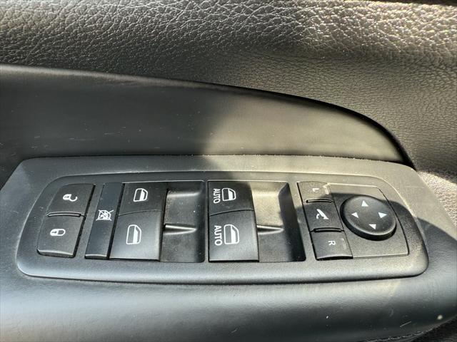 used 2016 Jeep Grand Cherokee car, priced at $21,000