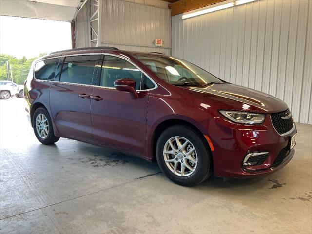 used 2022 Chrysler Pacifica car, priced at $25,000