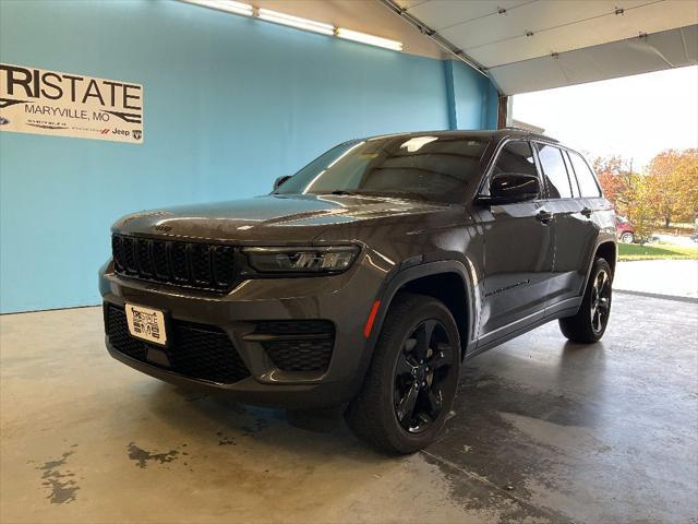 used 2022 Jeep Grand Cherokee car, priced at $35,900