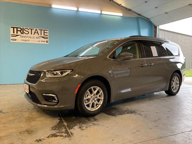 used 2022 Chrysler Pacifica car, priced at $25,000