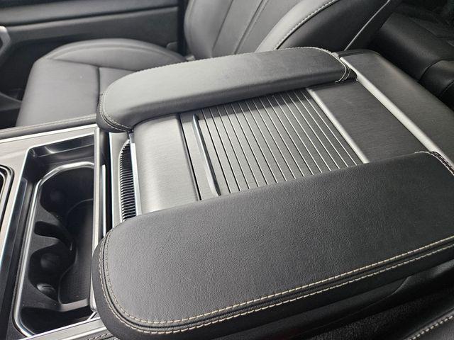 new 2025 Jeep Wagoneer L car, priced at $79,692