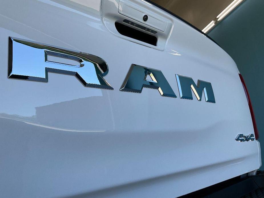 new 2025 Ram 1500 car, priced at $59,683