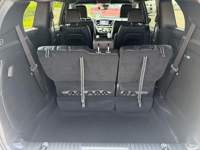 new 2026 Chrysler Pacifica car, priced at $45,044
