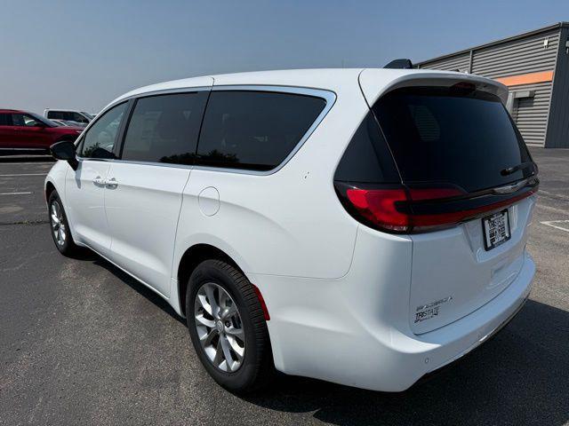 new 2026 Chrysler Pacifica car, priced at $45,044