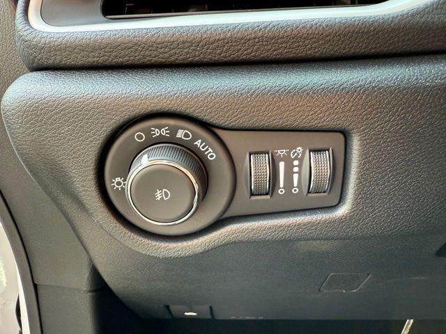 new 2026 Chrysler Pacifica car, priced at $45,044