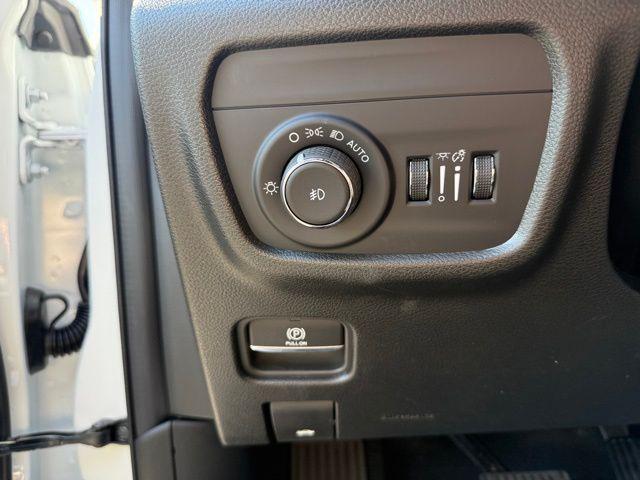 new 2025 Jeep Grand Cherokee L car, priced at $51,163