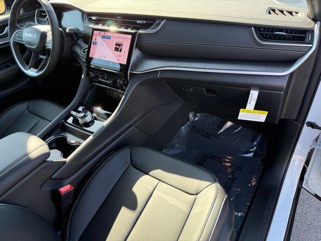 new 2025 Jeep Grand Cherokee L car, priced at $51,163