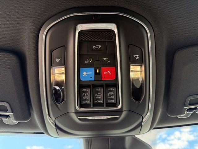 new 2025 Jeep Grand Cherokee car, priced at $53,406