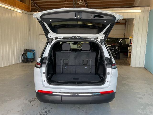 new 2024 Jeep Grand Cherokee L car, priced at $41,625