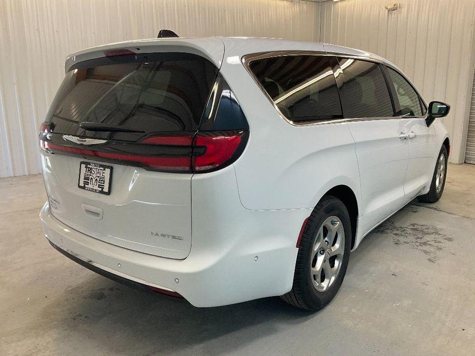 new 2024 Chrysler Pacifica car, priced at $50,777