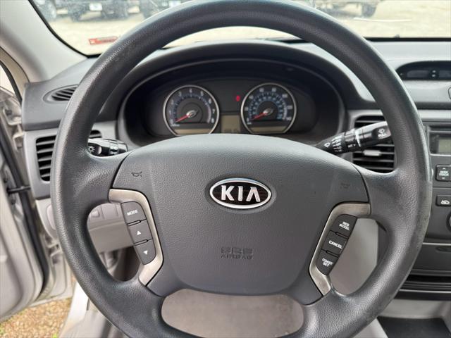 used 2007 Kia Optima car, priced at $7,200