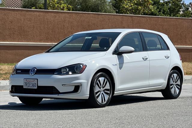 used 2016 Volkswagen e-Golf car, priced at $14,211