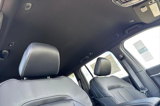 new 2025 Jeep Grand Cherokee car, priced at $43,400