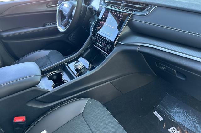new 2025 Jeep Grand Cherokee car, priced at $39,435