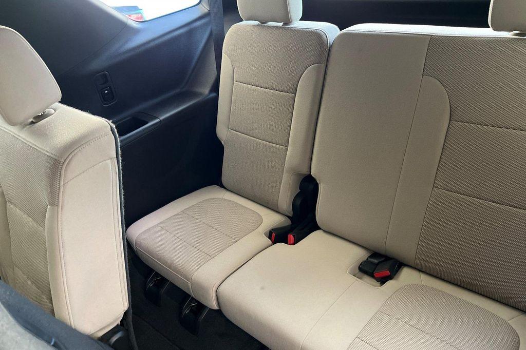 used 2022 Chevrolet Traverse car, priced at $25,888