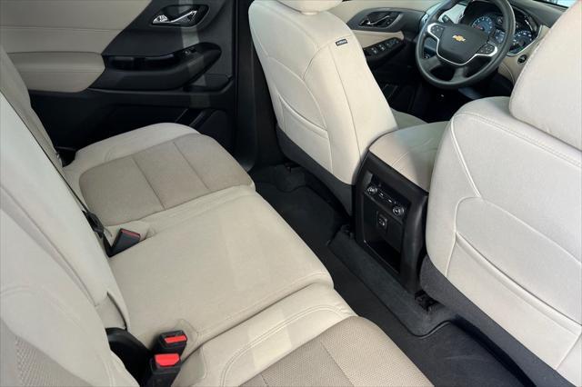 used 2022 Chevrolet Traverse car, priced at $27,555