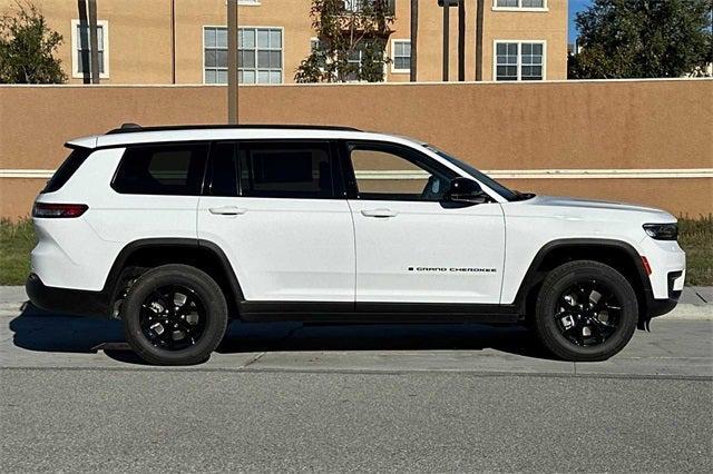 new 2025 Jeep Grand Cherokee car, priced at $44,435