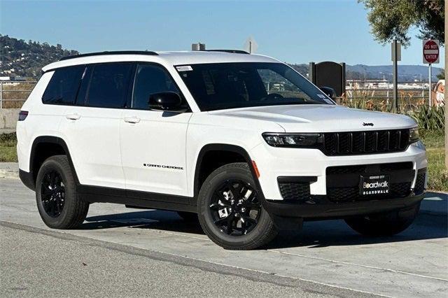 new 2025 Jeep Grand Cherokee car, priced at $44,435