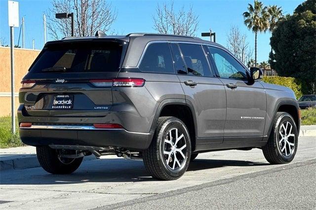 new 2025 Jeep Grand Cherokee car, priced at $39,999