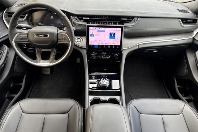 new 2025 Jeep Grand Cherokee car, priced at $44,876