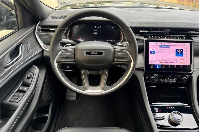 new 2025 Jeep Grand Cherokee car, priced at $44,876