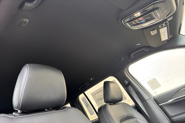 new 2025 Jeep Grand Cherokee car, priced at $44,876