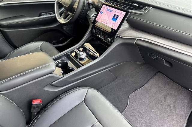 new 2025 Jeep Grand Cherokee car, priced at $44,876
