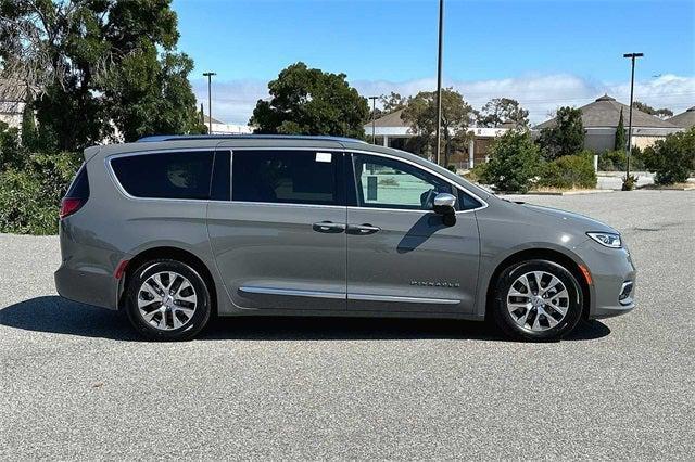 new 2023 Chrysler Pacifica car, priced at $54,544