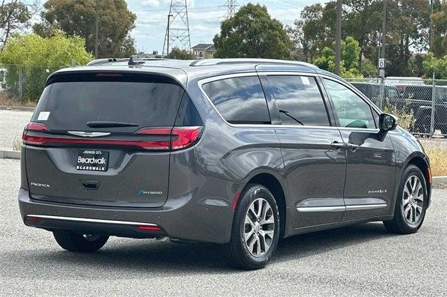 new 2023 Chrysler Pacifica car, priced at $54,279