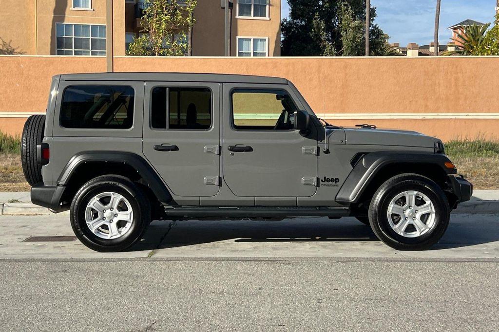 used 2022 Jeep Wrangler Unlimited car, priced at $32,998