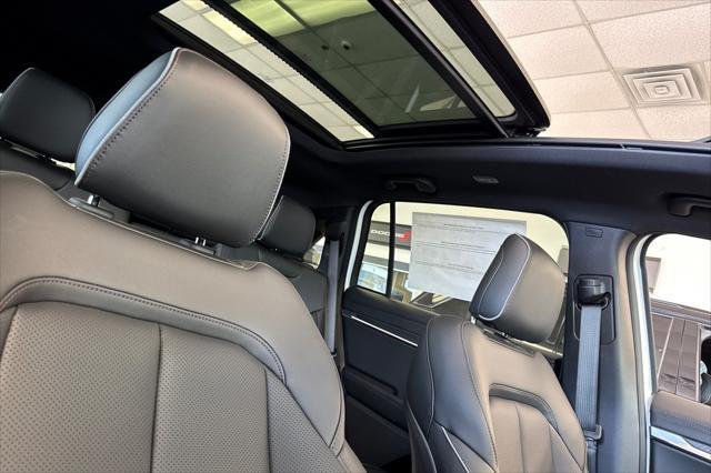 new 2025 Jeep Wagoneer S car, priced at $56,874