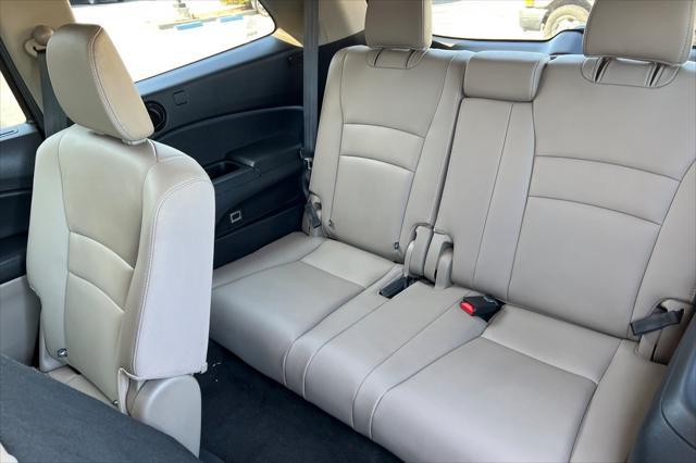 used 2019 Honda Pilot car, priced at $25,000