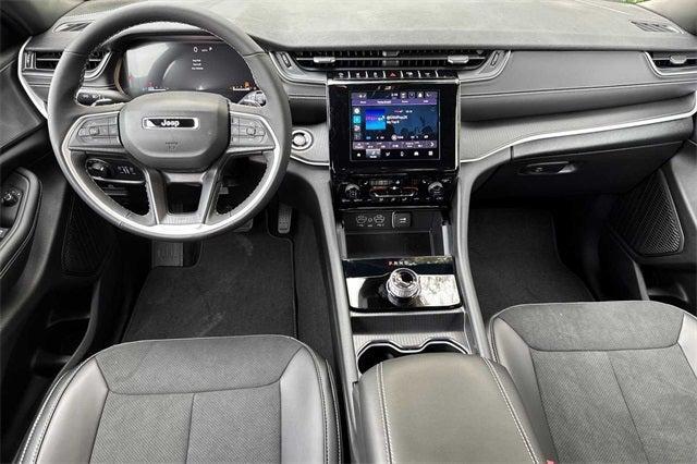 new 2025 Jeep Grand Cherokee car, priced at $44,030