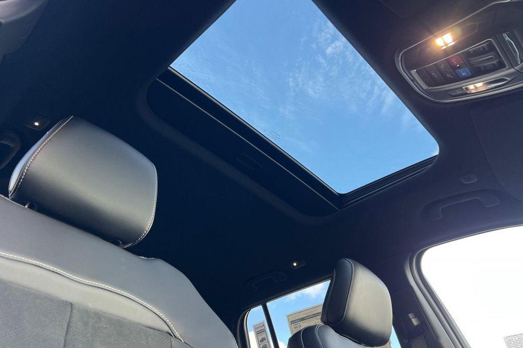 new 2025 Jeep Grand Cherokee car, priced at $42,480